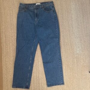 Abercrombie & Fitch 90s Straight Ultra High Rise Size 32/14R Dark Marble